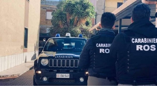 الأمن الإيطالي يعتقل 11 شخصًا بينهم مصري بزعم انتمائهم لجماعة إرهابية
