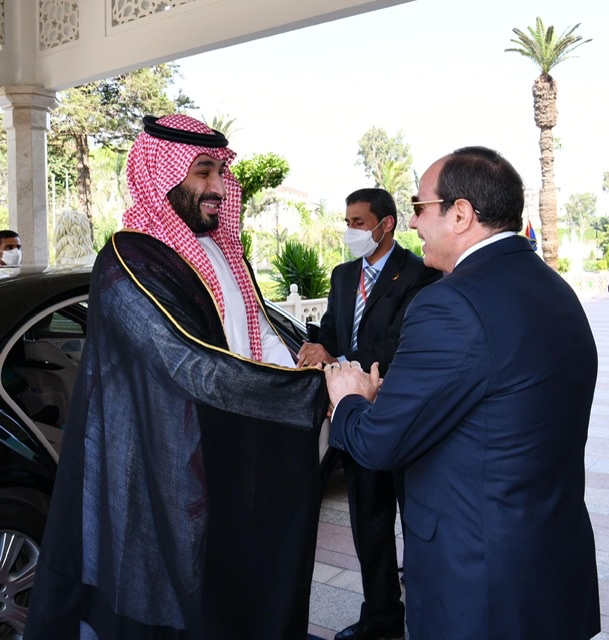 الرئيس السيسي يودع ولي عهد السعودية في ختام زيارته لمصر