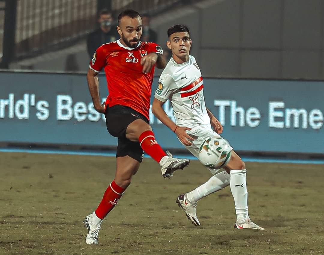 الجهاز الفني بالأهلي يقرر تغريم لاعب الفريق