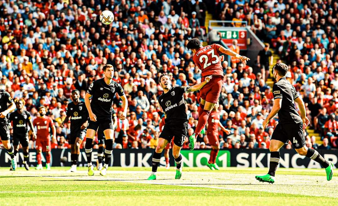 ليفربول يتقدم بـ 5 أهداف في شباك بورنموث خلال الشوط الأول 