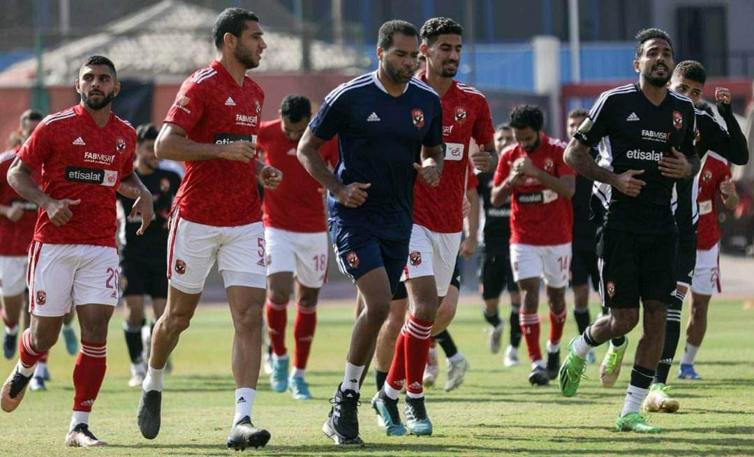 بدون راحة ... الأهلي يبدأ استعداده لمواجهة سموحة 