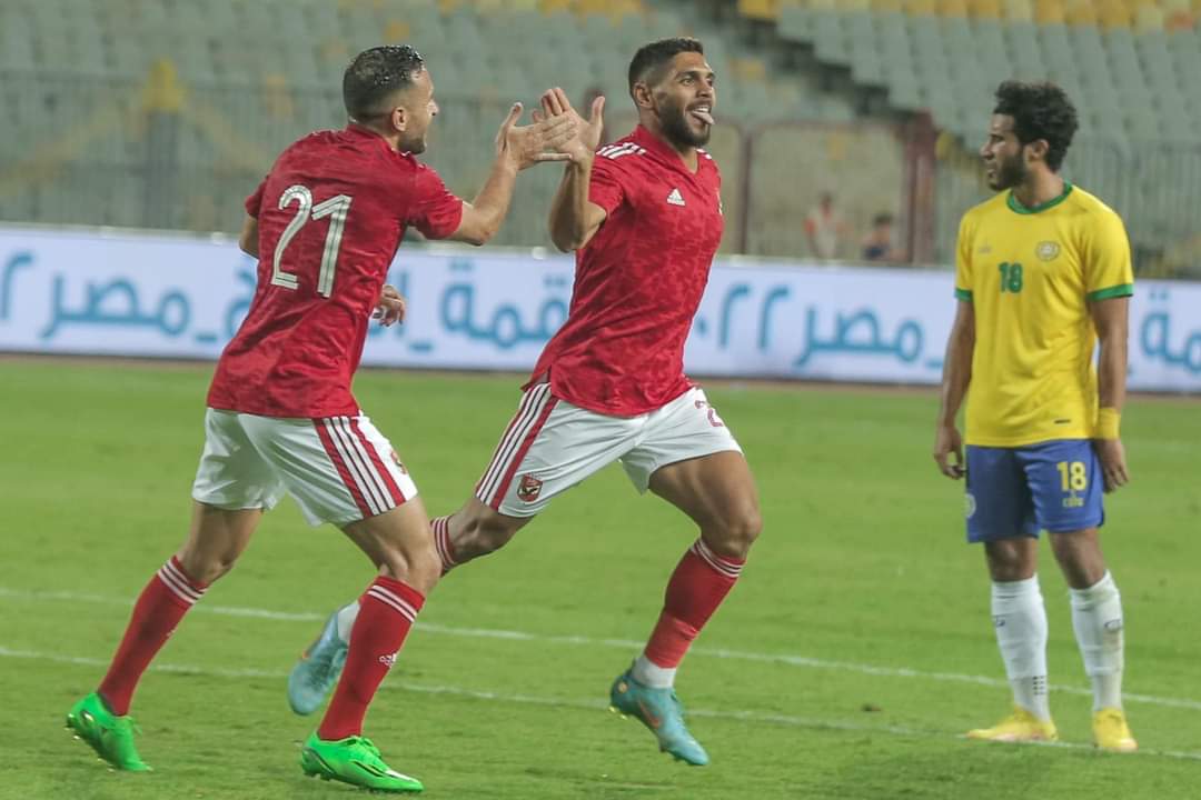  الأهلي يهزم الإسماعيلي بهدف نظيف في الجولة الأولى من بطولة الدوري 



