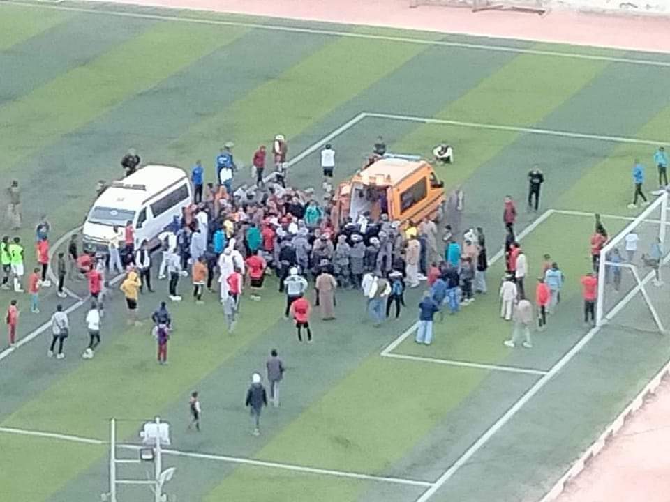 وفاة لاعب نادي مطروح أثناء مباراة فريقه .. تعرف على التفاصيل 