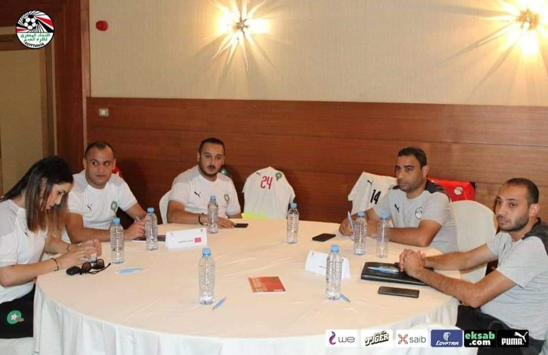 منتخب مصر بالزي الأحمر والأسود أمام المغرب في ربع نهائي كأس العرب 
