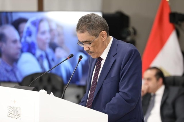 ضياء رشوان: لا خطوط حمراء في الحوار الوطني
