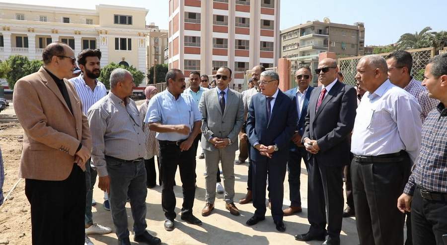 محافظ المنيا يتفقد أعمال الصيانة الشاملة بمدرسة الفريق صفي الدين أبو شناف الثانوية