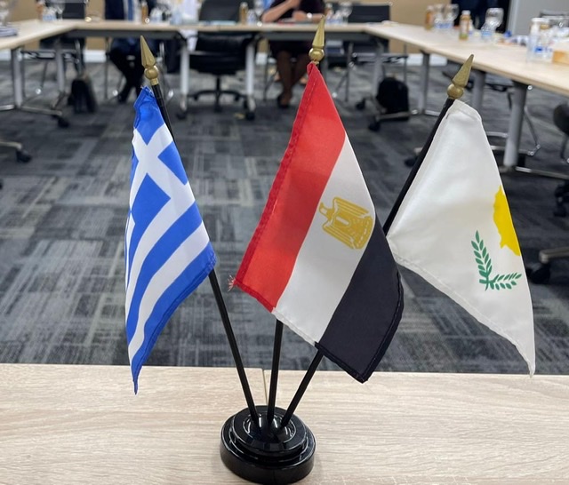 شكري يلتقي وزيري خارجية اليونان وقبرص بنيويورك