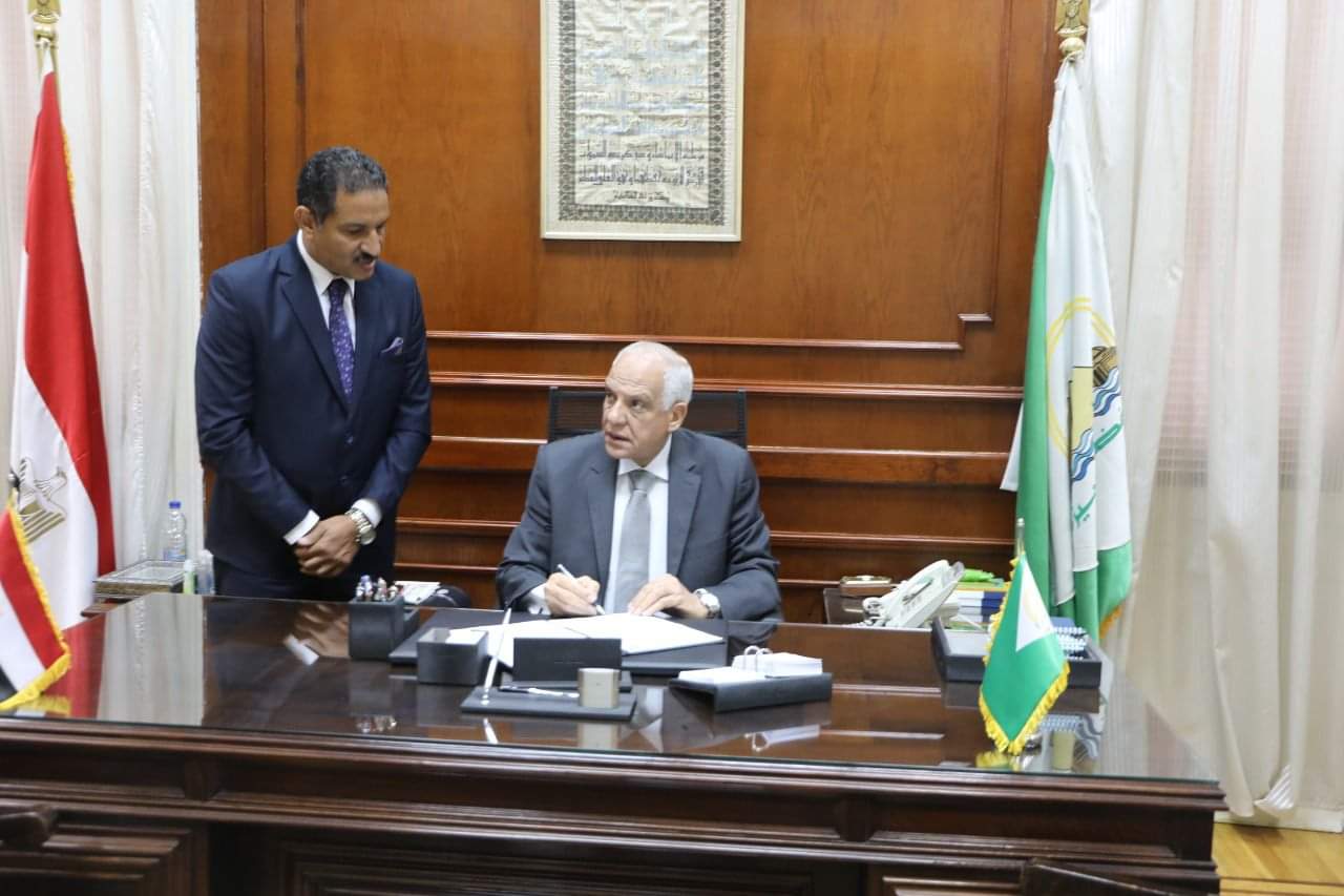 بالأسماء.. محافظ الجيزة يعتمد حركة تنقلات لمديري ووكلاء الإدارات التعليمية بالمحافظة
