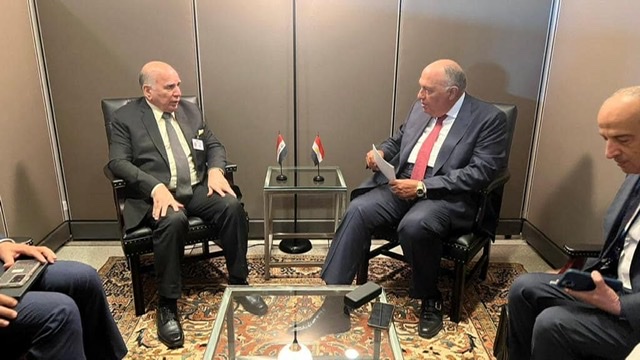 شكري يؤكد دعم مصر الكامل لأمن واستقرار العراق الشقيق وتحقيق التوافق الداخلي