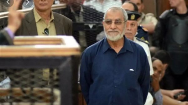 تأجيل محاكمة محمد بديع ومحمود عزت و78 آخرين فى قضية أحداث المنصة إلى ١٦ أكتوبر 


