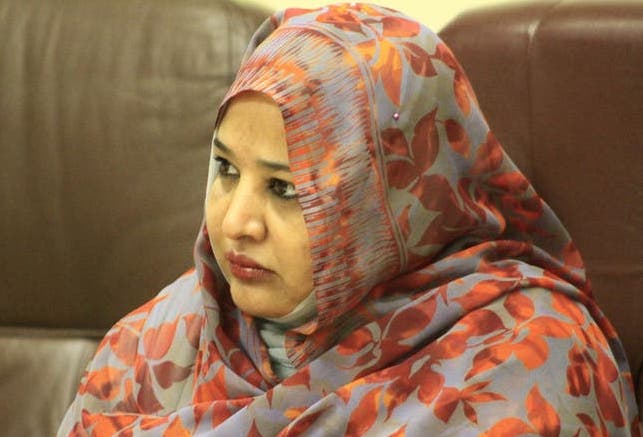 مصادرة أملاك زوجة البشير واتهامها بـ 