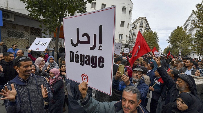 مأزق قيس سعيد أم أزمة تونس (5 من 6 ) ثلاث معارضات متنافرة لمسار 25 جويلية

