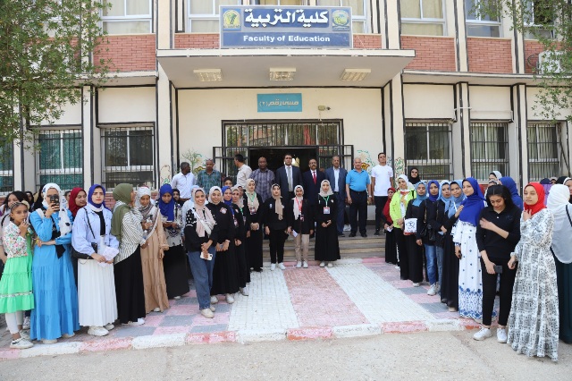 انتظام الدراسة في اليوم الاول بكليات جامعة جنوب الوادى

