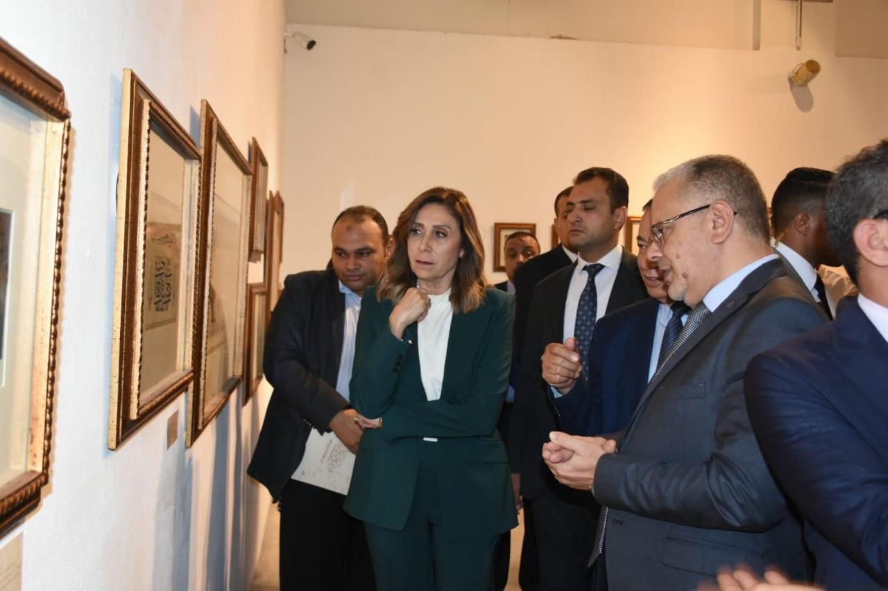 لوحات لشيخ الخطاطين في العصر الملكي في ملتقى القاهرة للخط العربي 

