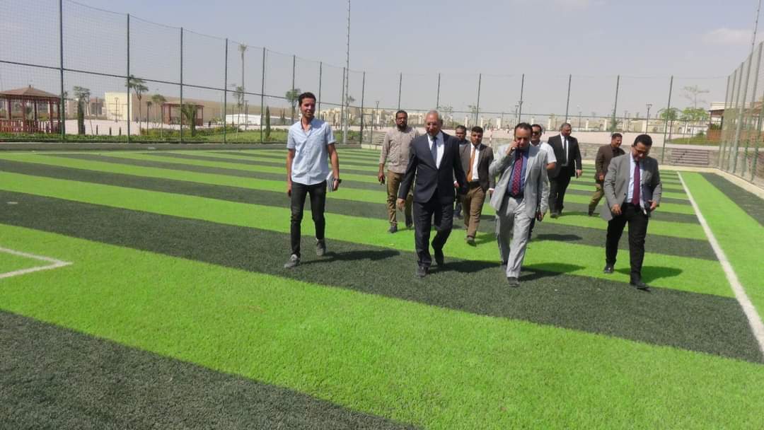 د. عصام فرحات يتفقد الملاعب المفتوحة متعددة الأغراض بجامعة المنيا الأهلية ويعلن عن بدء خطة الأنشطة الطلابية لهذا العام