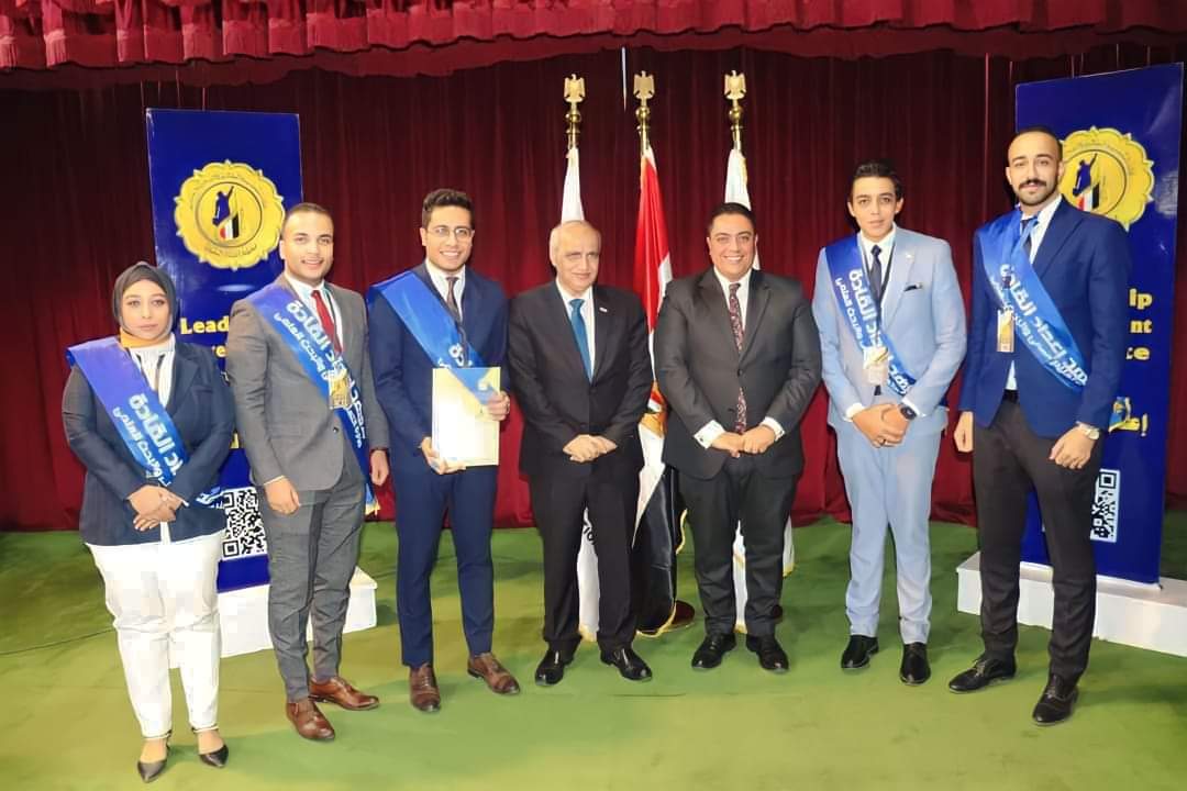 جامعة المنيا تُشارك بوفد شبابي من أعضاء هيئة التدريس في فعاليات «ملتقى إعداد القيادات الشابة» بالجامعات والمعاهد المصرية