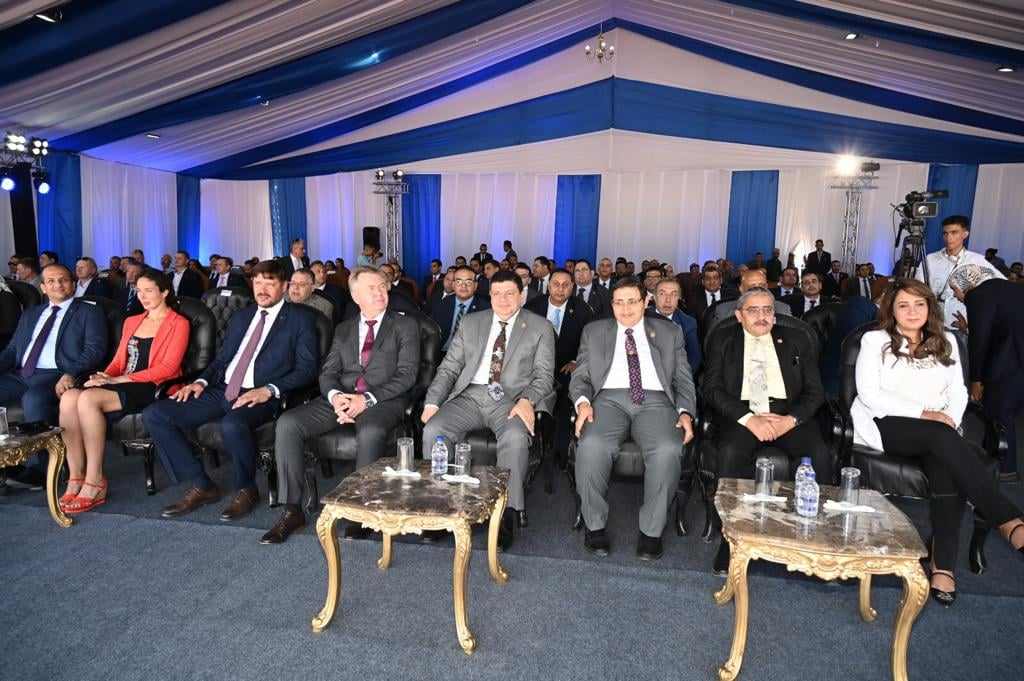 روساتوم: تركيب مصيدة قلب المفاعل في الوحدة النووية الأولى بمحطة الضبعة النووية

