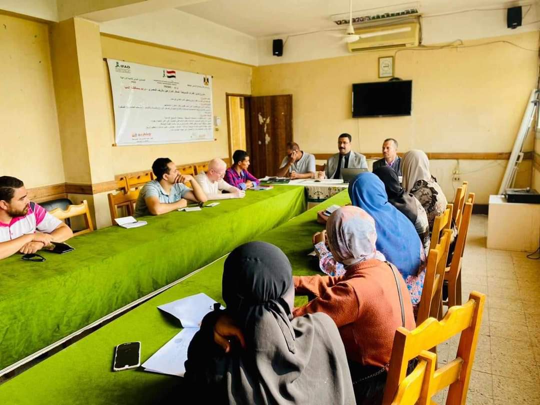 زراعة المنيا تختتم دورة توعوية لمطبقي المبيدات وطرق الإدارة المتكاملة لمكافحة الآفات