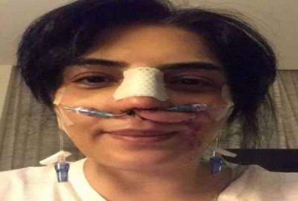 حورية فرغلي تنشر صورتها من غرفة العمليات ..