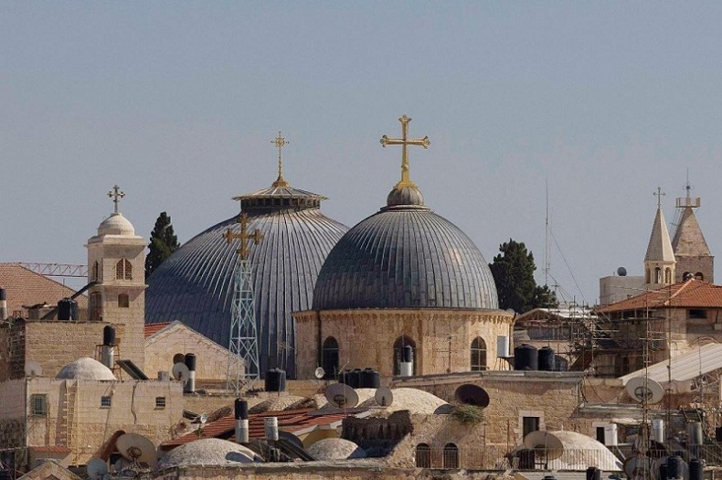 رؤساء كنائس القدس يعلنون إلغاء احتفالات عيد الميلاد بسبب مجازر غزة
