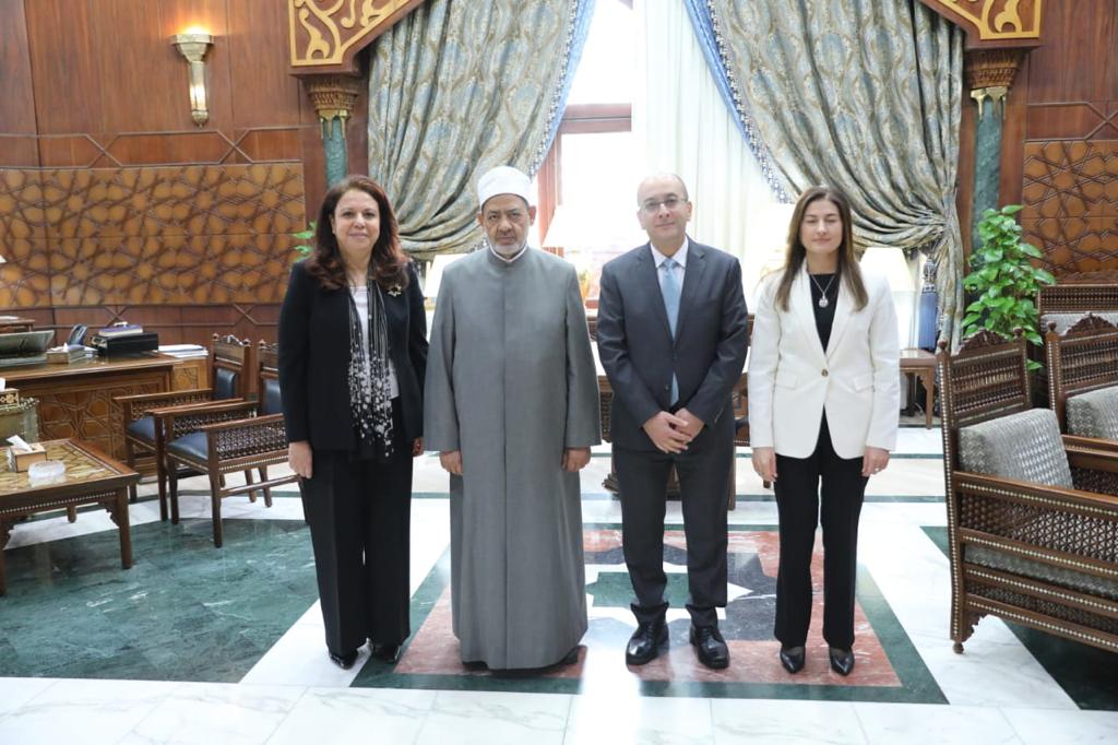شيخ الأزهر يستقبل سفراء مصر الجدد لدى تايلاند وإندونيسيا وكازاخستان