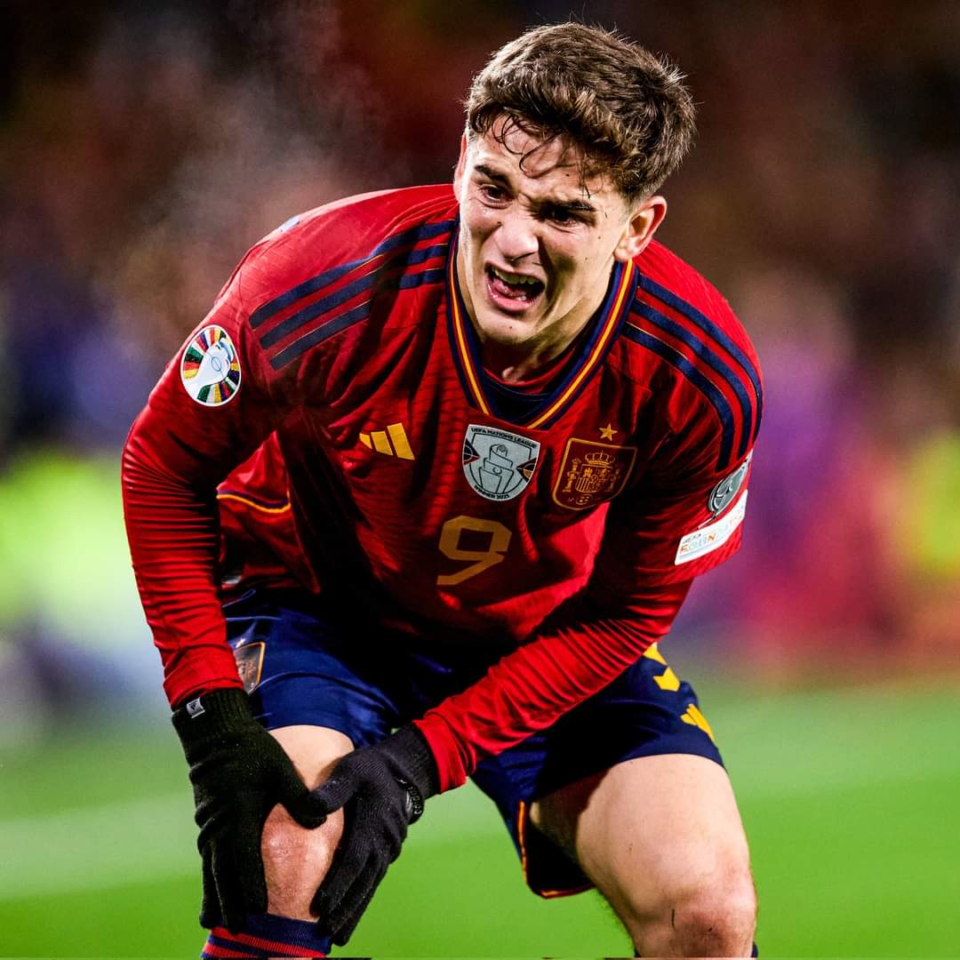 رسميًا.. برشلونة يعلن إصابة جافي بقطع في الرباط الصليبي


