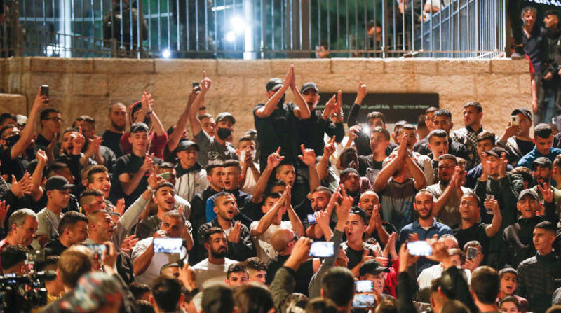 وكالة شهاب الفلسطينية : قوات الاحتلال افرجت عن 39 امرأة وطفلا من الأسرى الفلسطينيين