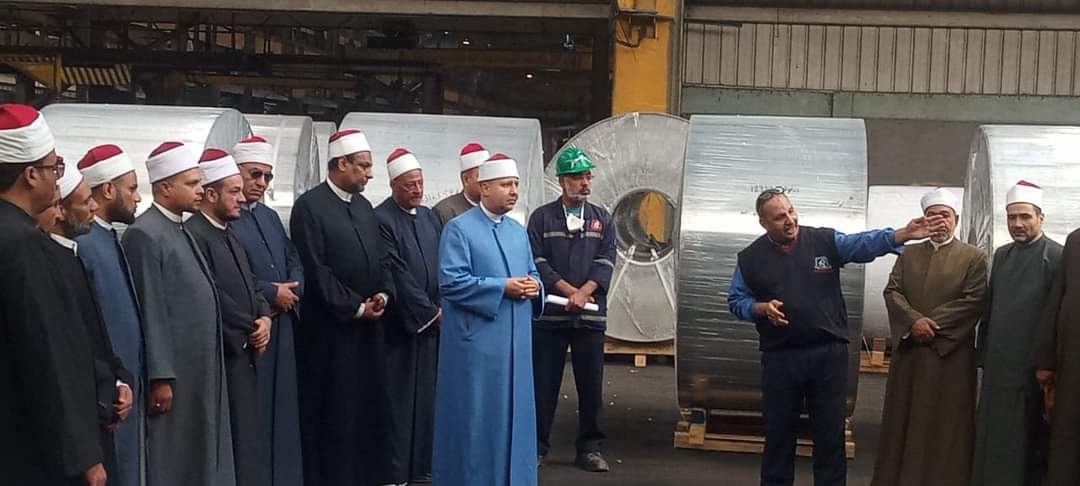 بالصور - أوقاف قنا في زيارة ميدانية لمصنع الألمنيوم بنجع حمادي


