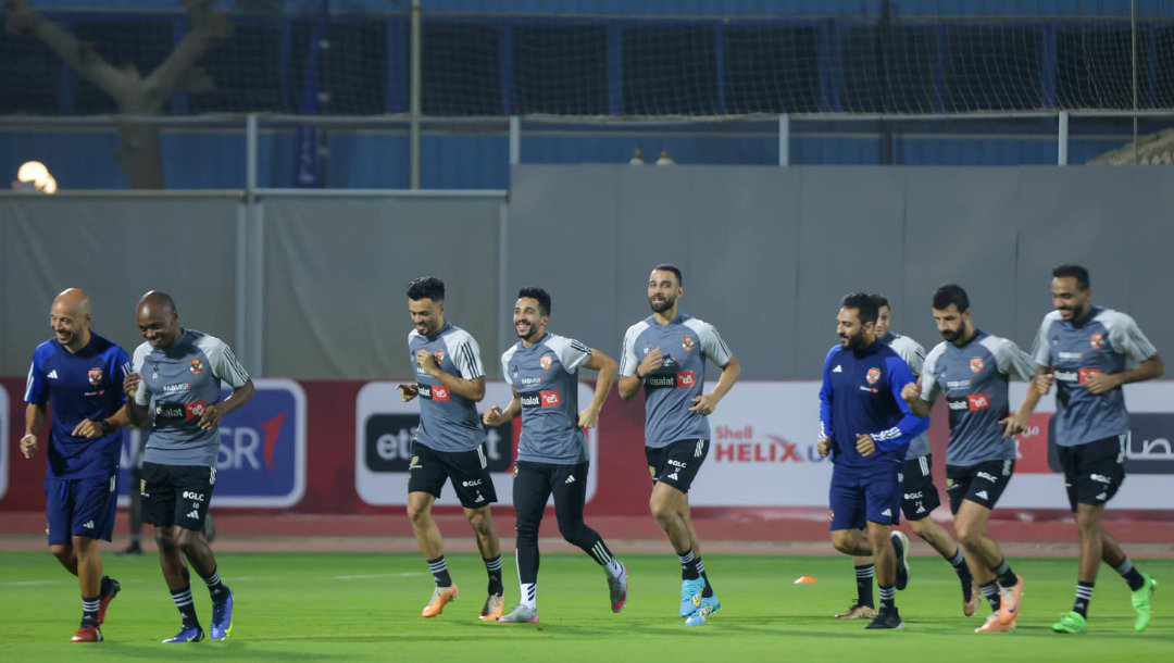 كولر يمنح لاعبي الأهلي راحة غدًا ويستأنف الفريق تدريباته الثلاثاء


