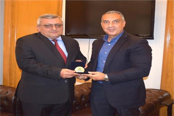 سفير أرمينيا يدعو للمشاركة في منتدى الأعمال المشترك فبراير القادم 
