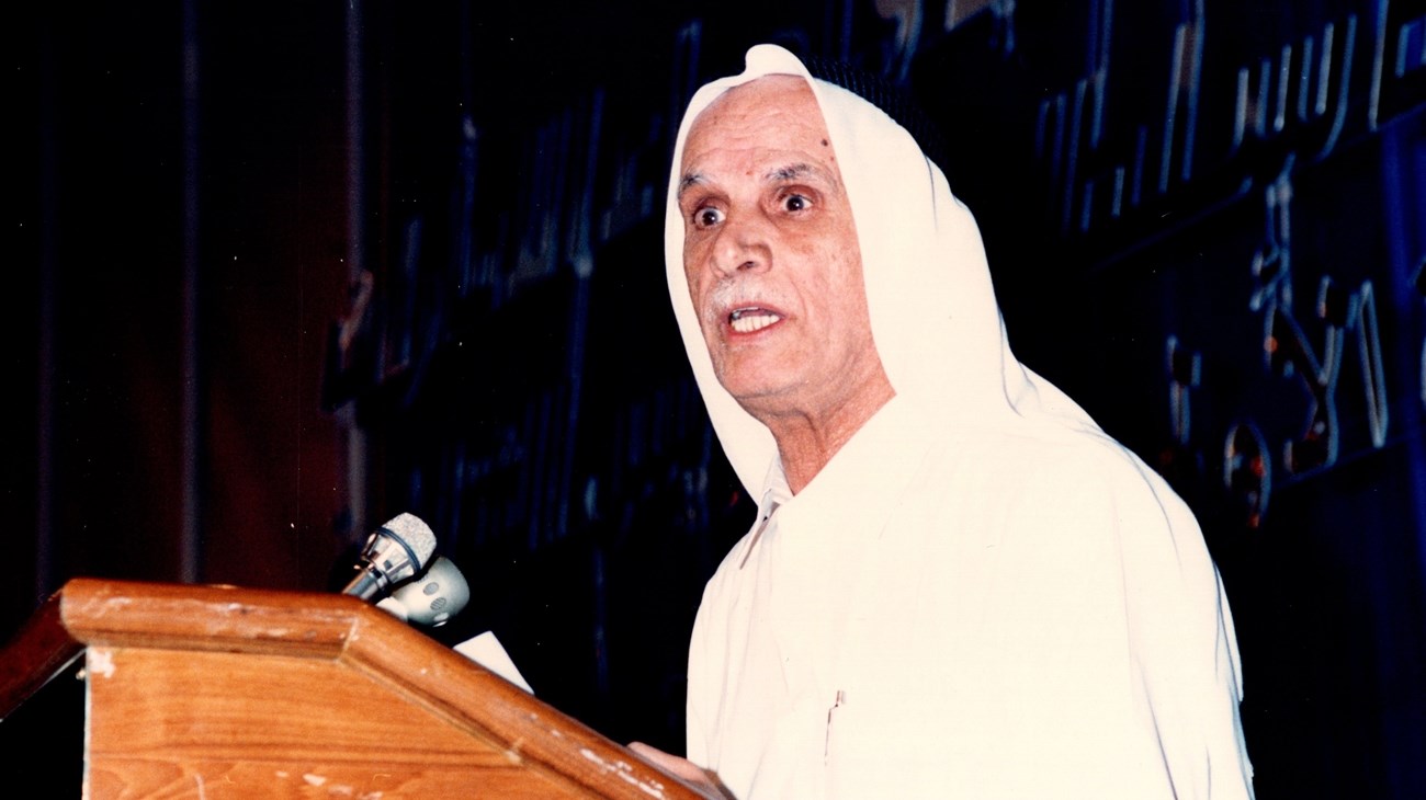 ذكرى رحيل الشاعر سلطان العويس تُلهم المزيد من العمل لترسيخ مكانته في الثقافة العالمية


