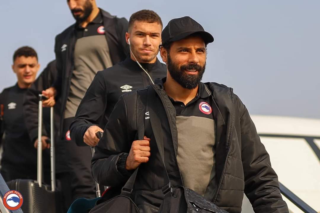 بالصور | بعثة مودرن فيوتشر تصل مطار القاهرة عقب الفوز على الهلال الليبي بالكونفدرالية  