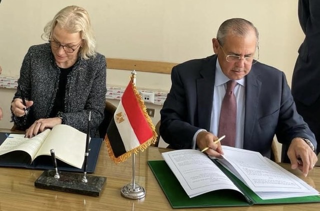 الخارجية : إعفاء حاملي جوازات السفر الدبلوماسية بين مصر وإستونيا من تأشيرات الدخول
