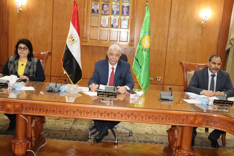 القاصد يرأس مجلس جامعة المنوفية ويوافق على صرف مكافأة بمناسبة شهر رمضان