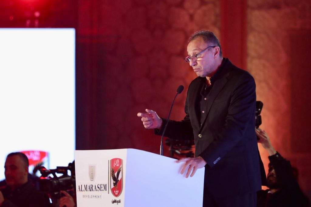 الخطيب يهنئ لاعبي الأهلي والجهاز الفني والإداري والطبي ويطالبهم بالمزيد لإسعاد جماهيرهم الوفية 


