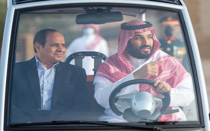جذور الأزمة بين مصر والسعودية .. تطلع سعودي لقيادة العرب أم مشاحنات على تويتر وخلافات بشأن تسليم جزيرتين؟