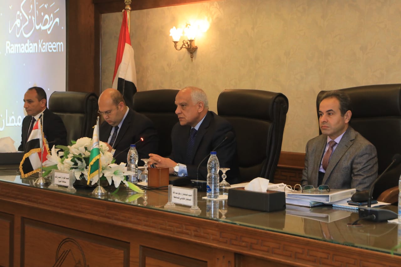 محافظ الجيزة ومدير الأمن يشهدان مراسم إجراء القرعة العلنية للحج