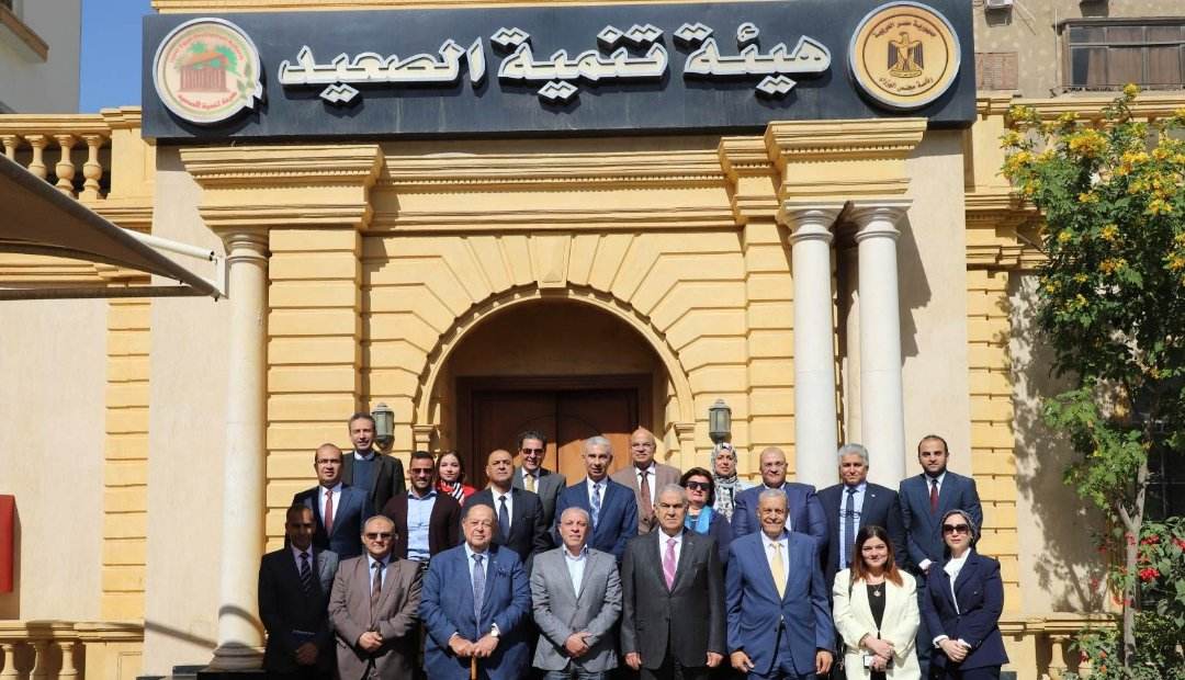 رئيس هيئة تنمية الصعيد يلتقي بجمعية رجال الأعمال المصريين لمناقشة سبل جذب الاستثمارات بكافة محافظات الصعيد