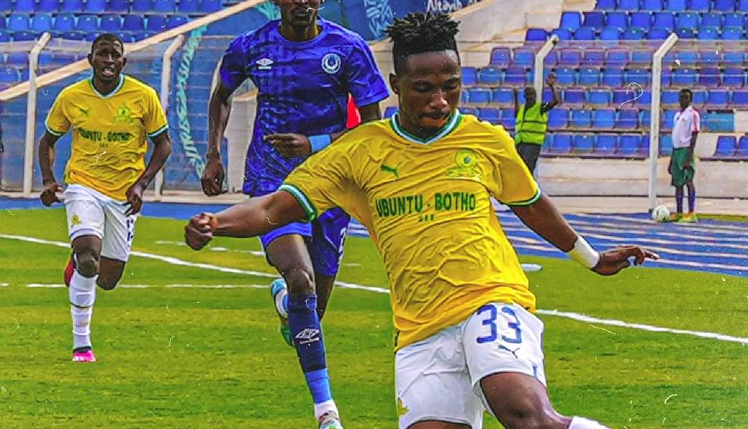 آمال الأهلي تعود بعد تعادل الهلال وصن داونز في بطولة إفريقيا 


