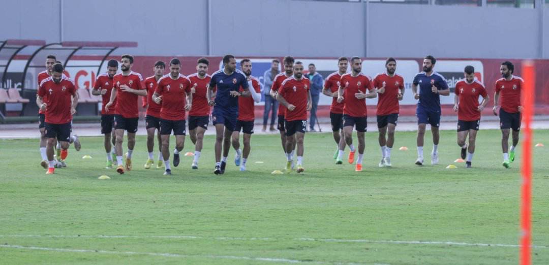 الأهلي يواصل تدريباته استعدادًا لمباراة الهلال بدوري أبطال إفريقيا 



