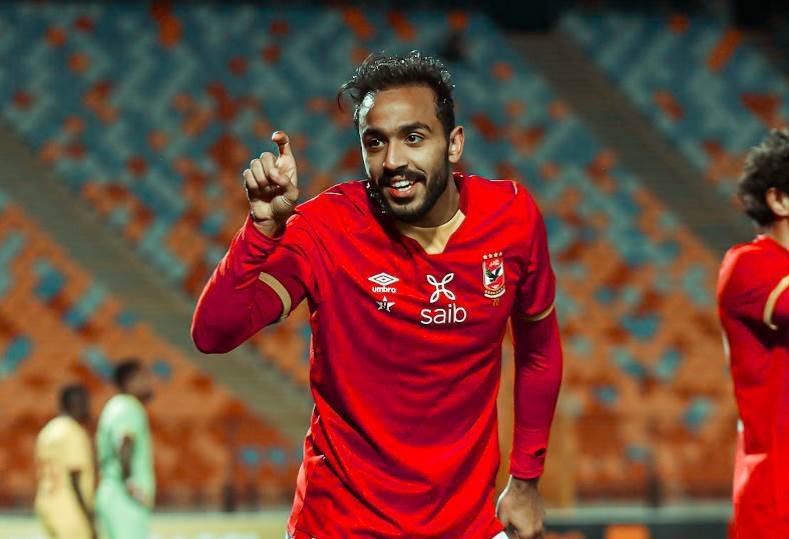 محمود كهرباء يفتتح التسجيل للنادي الأهلي في مرمي الهلال 