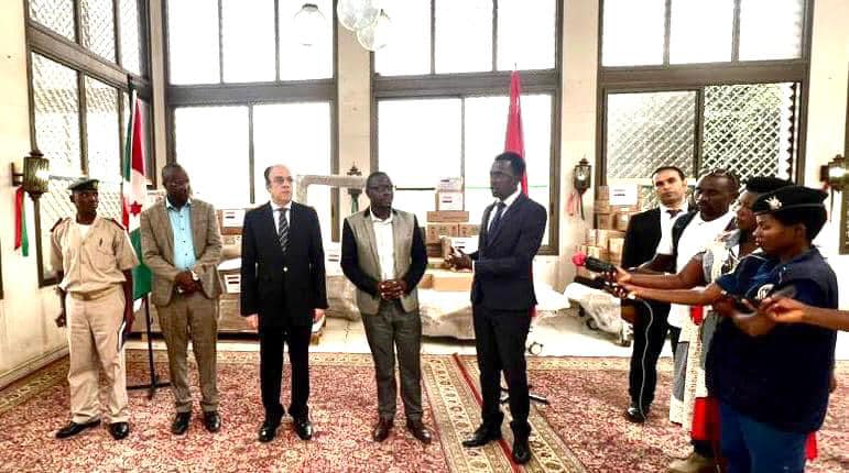 مصر ترسل شحنات من المساعدات الطبية إلى بوروندي

