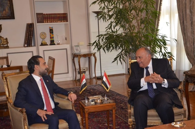 شكري لـ الحلبوسي : مهتمون بمطالبات مساهمة الشركات المصرية في مشروعات إعادة إعمار العراق