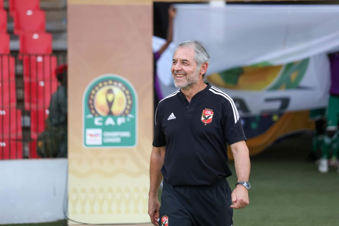 مدرب الأهلي : جاهزون لمباراة الرجاء.. واللاعبون لديهم خبرة المواجهات الكبيرة


