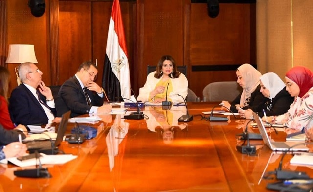 وزارتا الهجرة والتعليم العالي ينسقان لالتحاق الطلاب العائدين من الخارج بالجامعات الخاصة والأهلية