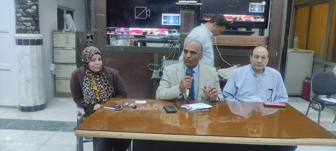  تعليم المنيا تتابع الاستعدادات الخاصة بامتحانات الشهادة الإعدادية للفصل الدراسي الثاني