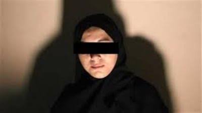 النائب العام يأمر بإحالة المتهمة بقتل ولدها وتقطيعه بفاقوس لمحكمة الجنايات

