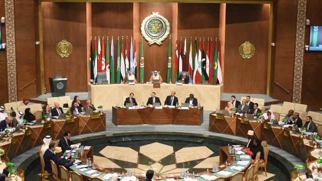 العسومي: لا يجب ترك الأزمة السودانية للتدخلات الإقليمية والدولية والعرب أولى بأن يتحدوا لإيجاد الحل