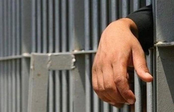 سنة سجنا مع الشغل لصاحب ورشة تعاطى الحشيش والهيروين