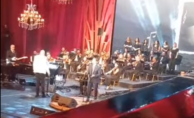 لقطات من حفل الأساتذة بدار الأوبرا .. مدحت صالح يعيد زمن الفن الجميل